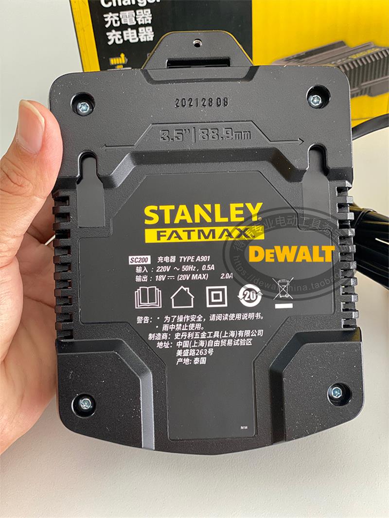 เครื่องชาร์จแบตเตอรี่ลิเธียมสํ - Power Tools Stanley บทวิจารณ์และราคา